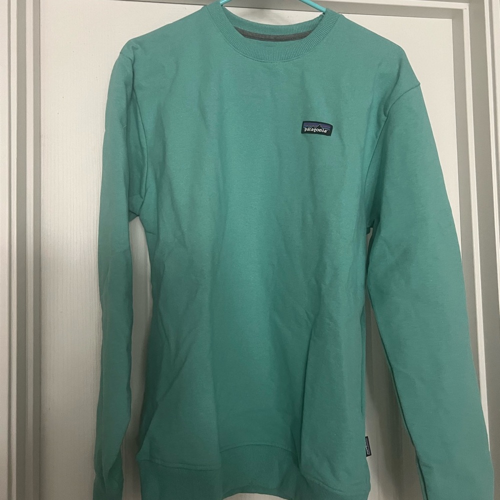 NWT Patagonia Crew Neck Never Worn Size Medium